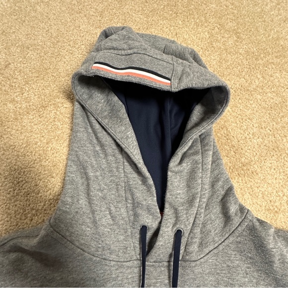 Peloton hoodie. - Picture 6 of 8